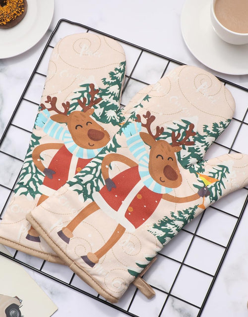 Load image into Gallery viewer, Cute Christmas Oven Mitt - 1 Set Heat Resistant Oven Gloves and Pot Holders for Christmas Kitchen Decoration
